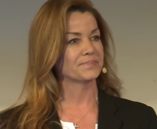 Claudia Christian 10 year battle with Alcoholism