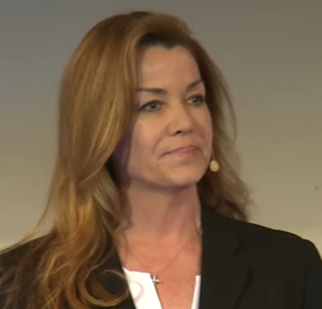 Claudia Christian 10 year battle with Alcoholism